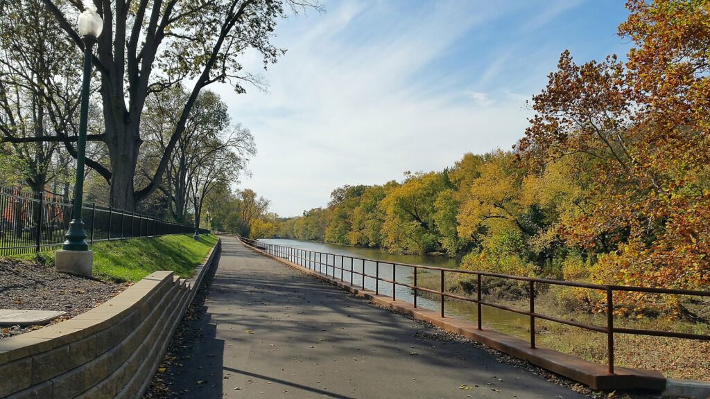 Riverwalk trail